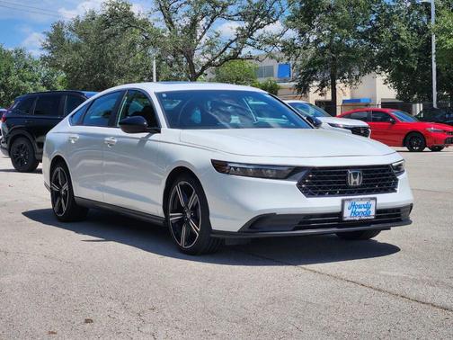 Platinum White Pearl 2023 Honda Accord Hybrid Sport