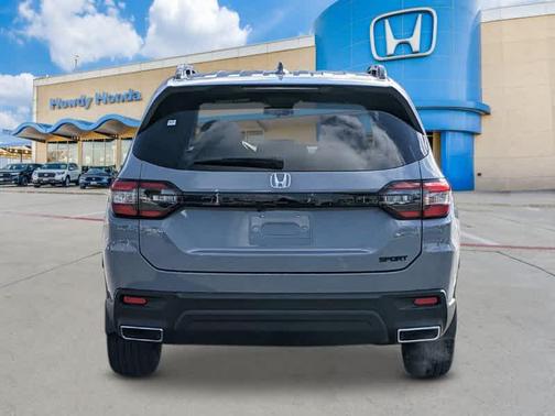 2025 Honda Pilot Sport