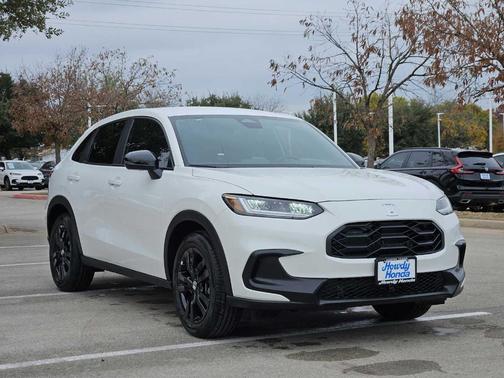 Platinum White Pearl 2026 Honda HR-V Sport