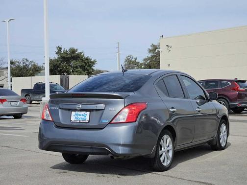 2016 Nissan Versa 1.6 SL
