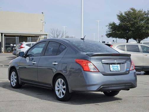 2016 Nissan Versa 1.6 SL