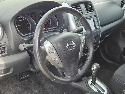 2016 Nissan Versa 1.6 SL