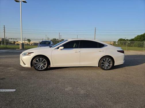 2021 Lexus ES 350 Base