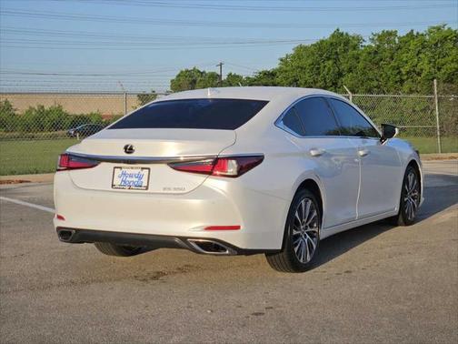 2021 Lexus ES 350 Base