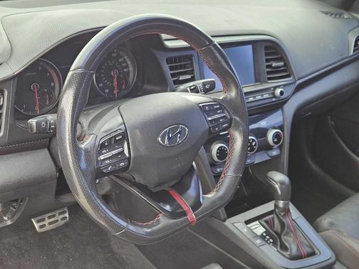 2019 Hyundai ELANTRA Sport