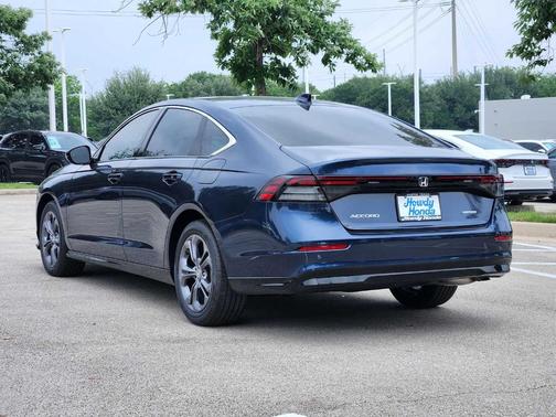 Canyon 2026 Honda Accord Hybrid EX-L