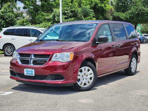 Octane Red Pearlcoat 2019 Dodge Grand Caravan SE