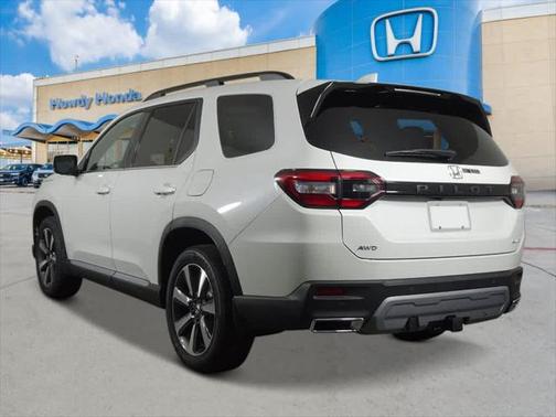 2025 Honda Pilot Elite