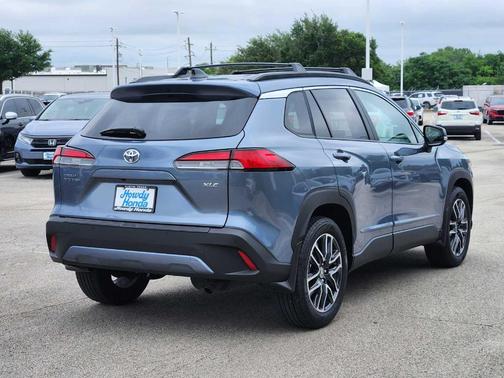 CELESTITE 2026 Toyota Corolla Cross XLE