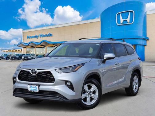 2023 Toyota Highlander LE