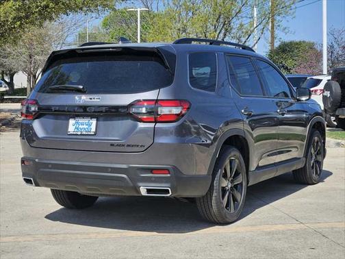 2025 Honda Pilot Black Edition