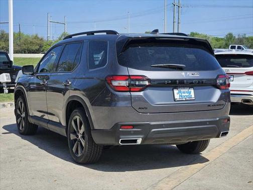 2025 Honda Pilot Black Edition