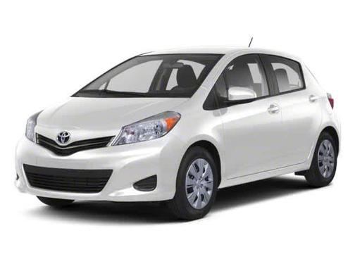 2013 Toyota Yaris LE