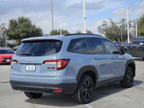 2022 Honda Pilot TrailSport