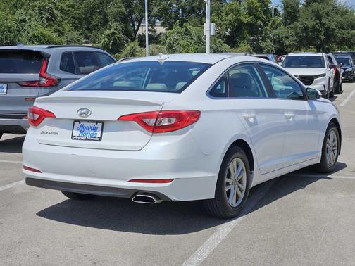 2015 Hyundai SONATA SE