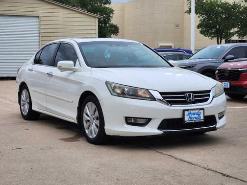 White 2013 Honda Accord