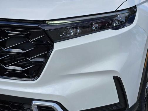 Platinum White Pearl 2026 Honda CR-V Hybrid Sport Touring