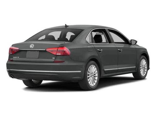 Reflex Silver Metallic 2016 Volkswagen Passat 1.8T SE