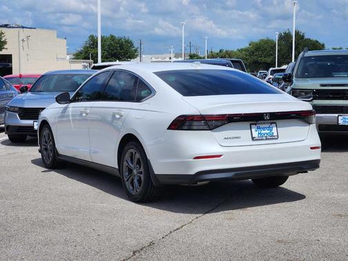 Platinum White Pearl 2023 Honda Accord EX