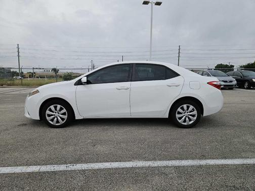2015 Toyota Corolla LE