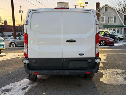 2018 Ford Transit-250 Base