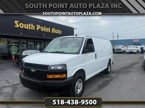 Summit White 2020 Chevrolet Express 3500 RWD 3500 Regular Wheelbase WT