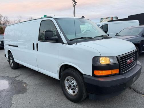 2020 GMC Savana 3500 Work Van