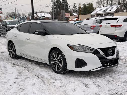 2023 Nissan Maxima 3.5 Platinum