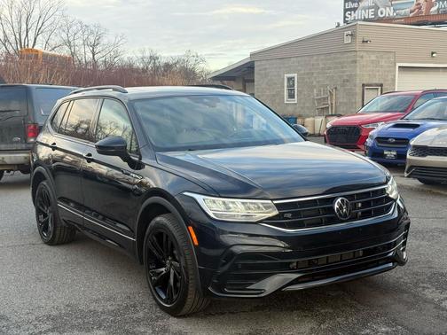2023 Volkswagen Tiguan 2.0T SE R-Line Black 4MOTION