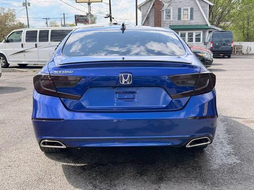 Still Night Pearl 2022 Honda Accord Sport 1.5T