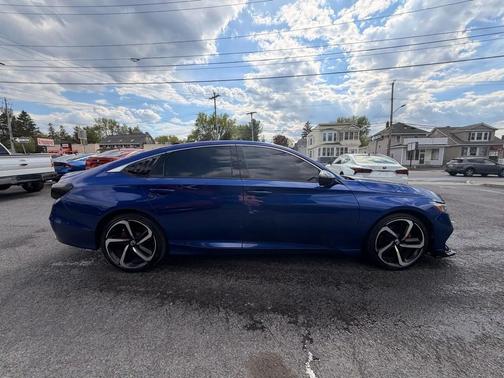 Still Night Pearl 2022 Honda Accord Sport 1.5T