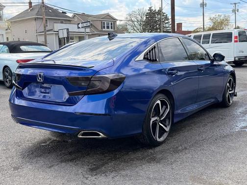 Still Night Pearl 2022 Honda Accord Sport 1.5T