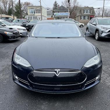 2015 Tesla Model S 85