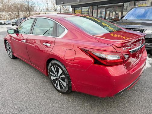 2018 Nissan Altima 2.5 SR