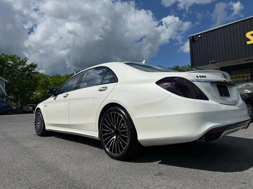White 2015 Mercedes-Benz S-Class 4MATIC