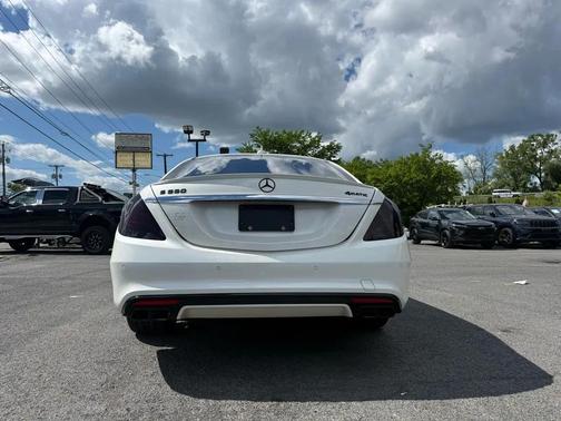 White 2015 Mercedes-Benz S-Class 4MATIC