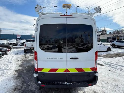 2017 Ford Transit-250 Base