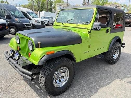 Green 1984 Jeep CJ-7 Base