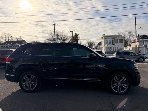 2019 Volkswagen Atlas 3.6L SE w/Technology