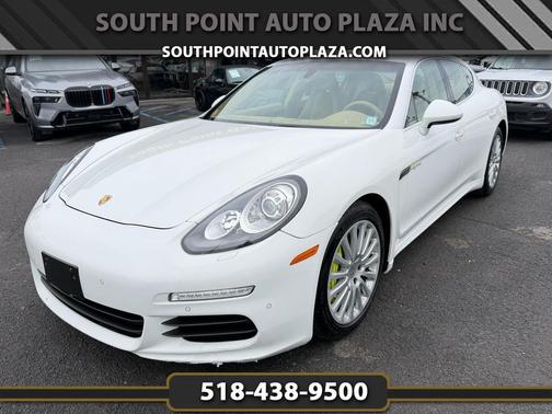 2014 Porsche Panamera 4