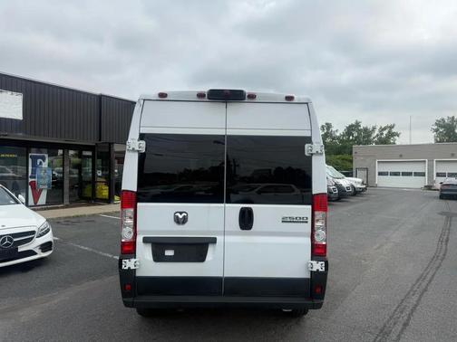 Bright White Clearcoat 2023 RAM ProMaster 2500 High Roof