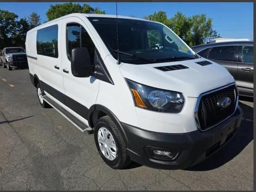 Oxford White 2024 Ford Transit-250 Base