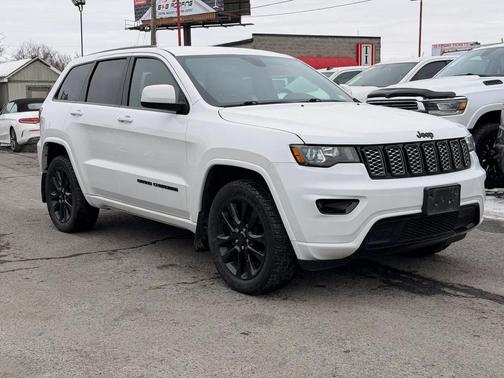 2019 Jeep Grand Cherokee Altitude