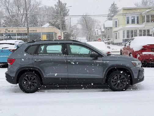 2022 Volkswagen Taos 1.5T S