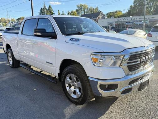 Bright White Clearcoat 2021 RAM 1500 Big Horn/Lone Star