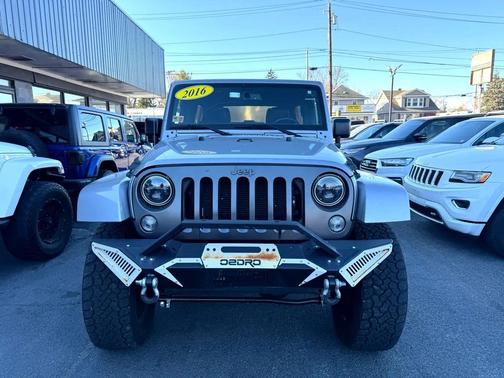 2016 Jeep Wrangler Unlimited Freedom