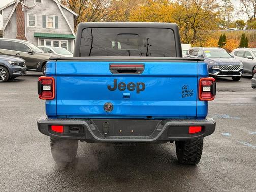 2022 Jeep Gladiator Willys 4x4