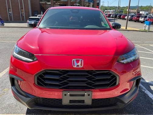 Milano Red 2025 Honda HR-V