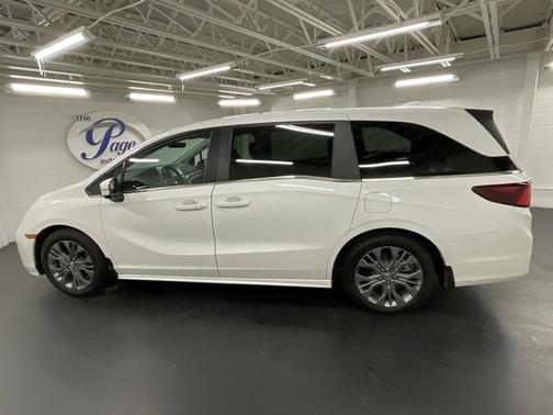 2025 Honda Odyssey 