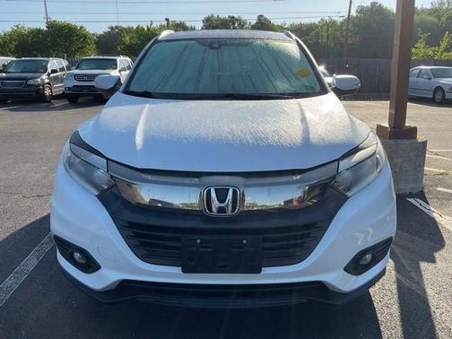 Platinum White Pearl 2019 Honda HR-V